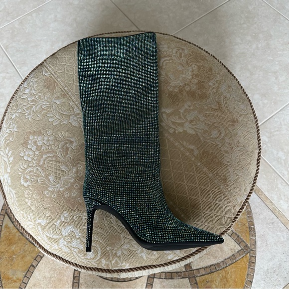 Stunning brand new Christmas Boots - Picture 7 of 9